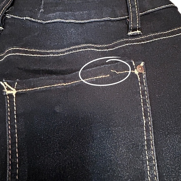 Wallflower Denim Jeans Overalls Bib Strappy Dark Wash Indigo Skinny Leg Stretch - Picture 10 of 15